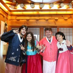 Отель Bukchonmaru Hanok Guesthouse интерьер отеля