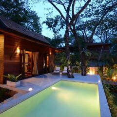 Отель Ananta Thai Pool Villas Resort Phuket бассейн фото 4