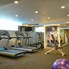 Peninsula Excelsior Hotel фитнесс-зал