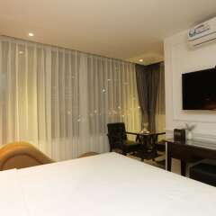 Adeline Hotel Ханой комната для гостей