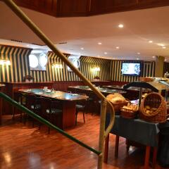 Fortuna Boat Hotel and Restaurant гостиничный бар