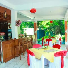 Отель Lagoon Garden Hotel Шри-Ланка, Берувела - отзывы, цены и фото номеров - забронировать отель Lagoon Garden Hotel онлайн питание фото 3