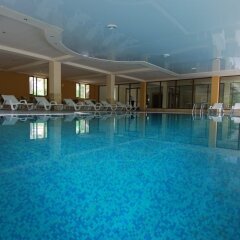 Отель Arthurs Aghveran Resort бассейн