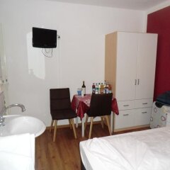 Hotel Pension Haydn Мюнхен в номере