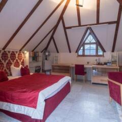 Отель Schloss Castello Pienzenau B&B Меран фото 6