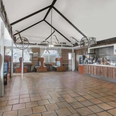 Отель Days Inn by Wyndham Meridian интерьер отеля