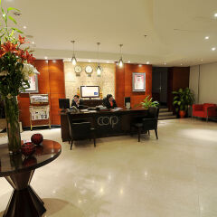Corp Executive Hotel Doha Suites интерьер отеля фото 3