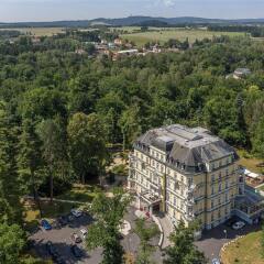 Отель Imperial Spa & Kurhotel Чехия, Франтишкови-Лазне - отзывы, цены и фото номеров - забронировать отель Imperial Spa & Kurhotel онлайн пляж