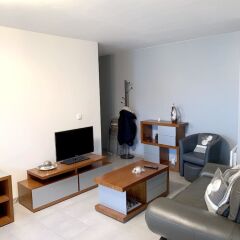 Апартаменты Apartment With 2 Bedrooms in Bagnolet, With Terrace and Wifi комната для гостей фото 3