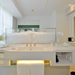 Отель Riva Arun Bangkok ванная