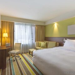 Отель Hampton by Hilton Warsaw City Centre Польша, Варшава - - забронировать отель Hampton by Hilton Warsaw City Centre, цены и фото номеров комната для гостей