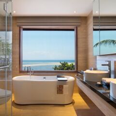 Отель Nikko Bali Benoa Beach Индонезия, Бали - отзывы, цены и фото номеров - забронировать отель Nikko Bali Benoa Beach онлайн ванная