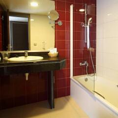 Aqua Hotel Montagut Suites ванная