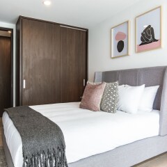 Отель 2BR Condesa Apt Just Steps From Parque Mexico Мехико комната для гостей фото 2