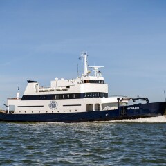 Отель Hotellilaiva Isosaari Hotelboat Isosaari Финляндия, Хельсинки - 1 отзыв об отеле, цены и фото номеров - забронировать отель Hotellilaiva Isosaari Hotelboat Isosaari онлайн приотельная территория