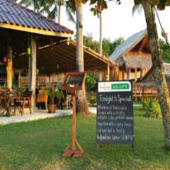 Отель Lazy Days Bungalows Ланта гостиничный бар