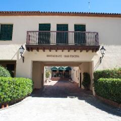 Gran Hotel Rey Don Jaime парковка