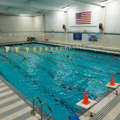 Отель Flushing YMCA США, Нью-Йорк - 1 отзыв об отеле, цены и фото номеров - забронировать отель Flushing YMCA онлайн бассейн фото 2