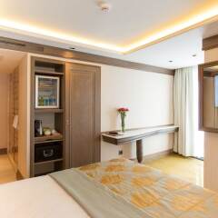 Pierre Loti Hotel - Special Class сейф в номере