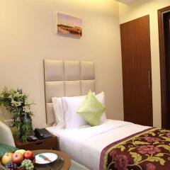 Отель OYO 16011 Hotel Mohan International Индия, Нью-Дели - отзывы, цены и фото номеров - забронировать отель OYO 16011 Hotel Mohan International онлайн