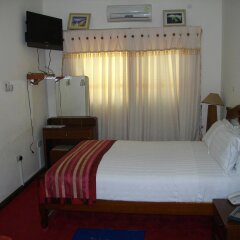 De Holiday Beach Hotel in Kokrobite, Ghana from 108$, photos, reviews - zenhotels.com room amenities