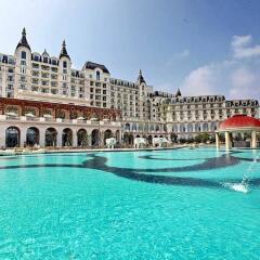 Отель Crowne Plaza Qingdao Ocean Spring Resort бассейн фото 2