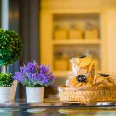 Gn Luxury Hostel Бангкок с домашними животными