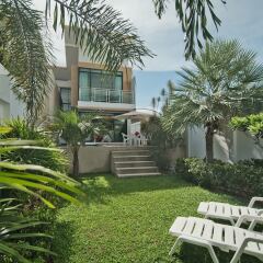 Отель Tropicana Pool Villa