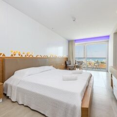 Tasia Maris Seasons Hotel - Adults Only комната для гостей фото 2
