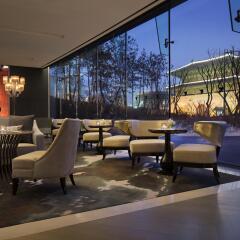 Отель JW Marriott Dongdaemun Square Seoul Южная Корея, Сеул - отзывы, цены и фото номеров - забронировать отель JW Marriott Dongdaemun Square Seoul онлайн гостиничный бар
