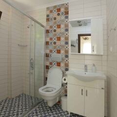 Guest House 7 Турция, Каш - отзывы, цены и фото номеров - забронировать отель Guest House 7 онлайн ванная фото 2