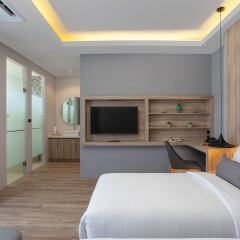 Отель The Lake Chalong Resort фото 5