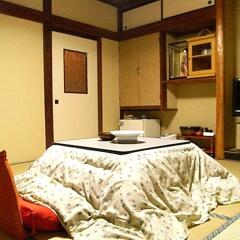 Отель Hayato Ryokan Цуруока сейф в номере