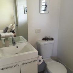 Scobie's Boutique Bed & Breakfast in Brisbane, Australia from 221$, photos, reviews - zenhotels.com bathroom