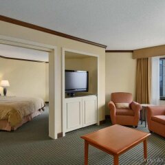 Отель Hilton Minneapolis- St. Paul Airport Блумингтон комната для гостей фото 2