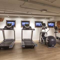 Radisson Blu Hotel, Amsterdam фитнесс-зал
