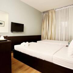 Отель Baan Namtarn Guest House Бангкок комната для гостей фото 5