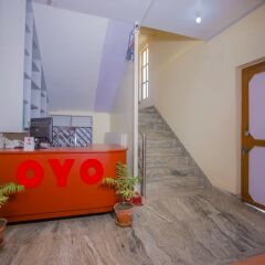 Отель OYO 248 Hotel Galaxy Непал, Катманду - отзывы, цены и фото номеров - забронировать отель OYO 248 Hotel Galaxy онлайн интерьер отеля фото 3