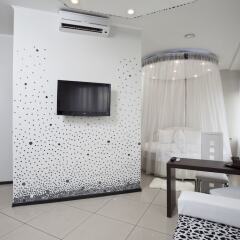Inside Transit Hotel комната для гостей фото 5