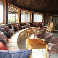 Отель The Pelican Lodge гостиничный бар