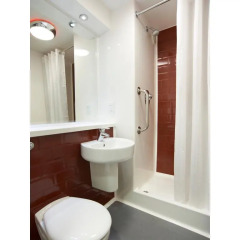 Отель Travelodge Heathrow Terminal 5 ванная фото 2
