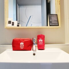 Отель ZEN Rooms Ekkamai 6 Таиланд, Бангкок - отзывы, цены и фото номеров - забронировать отель ZEN Rooms Ekkamai 6 онлайн ванная