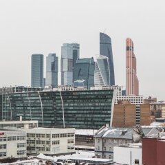 Гостиница DailyRooms на Бережковской набережной в Москве отзывы, цены и фото номеров - забронировать гостиницу DailyRooms на Бережковской набережной онлайн Москва балкон