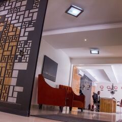 Glee Hotel интерьер отеля