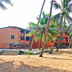 Roy Villa Beach Hotel спортивное сооружение