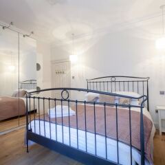 Отель Central Cosy Home for 6 in Edinburgh Великобритания, Эдинбург - отзывы, цены и фото номеров - забронировать отель Central Cosy Home for 6 in Edinburgh онлайн комната для гостей фото 3