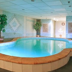 Отель Днипро Киев бассейн