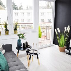 Отель M11 Outstanding Apartment with Balcony Польша, Варшава - отзывы, цены и фото номеров - забронировать отель M11 Outstanding Apartment with Balcony онлайн комната для гостей фото 4