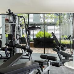 Отель Holiday Inn Express Bangkok Siam фитнесс-зал фото 4