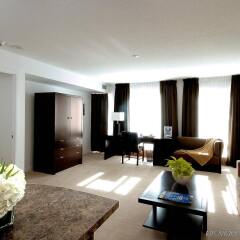 Отель Pantages Hotel Toronto Centre Канада, Торонто - отзывы, цены и фото номеров - забронировать отель Pantages Hotel Toronto Centre онлайн комната для гостей фото 5